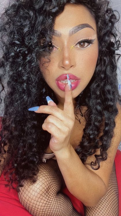 ladreamdollnoemi OnlyFans picture