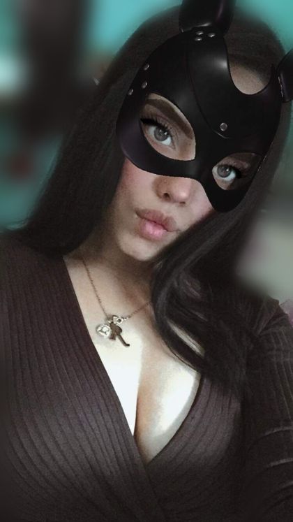 itzel_flowers1 OnlyFans picture