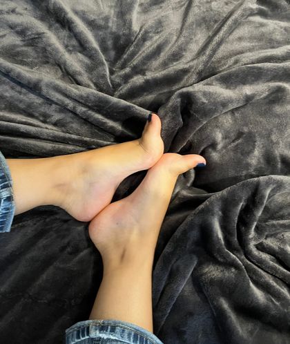 littlemissfrenchtoes OnlyFans picture