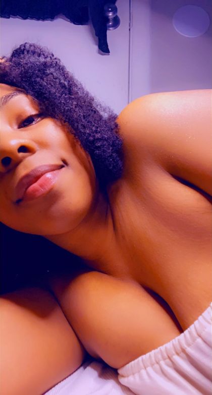 lickynikki1800 OnlyFans picture