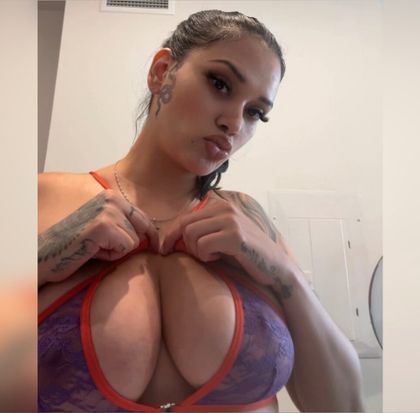 sheaintmel OnlyFans picture