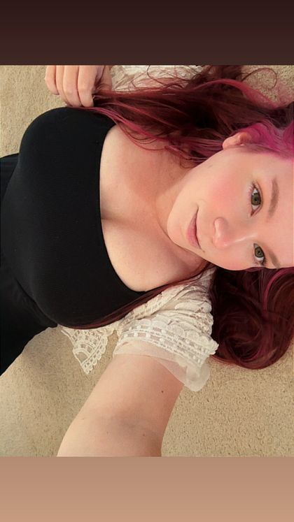 itsahmia OnlyFans picture