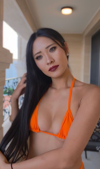 asianwifevera OnlyFans picture