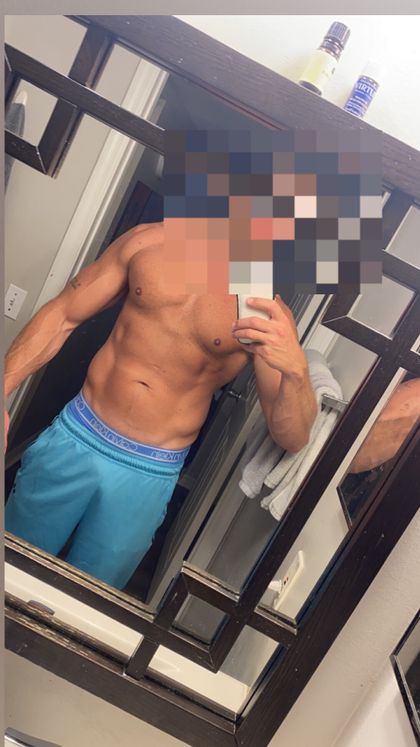 hungfitfl OnlyFans picture