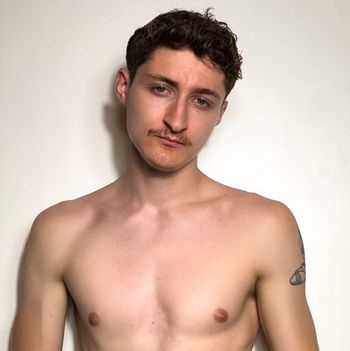 AaronLennoxXx Premium