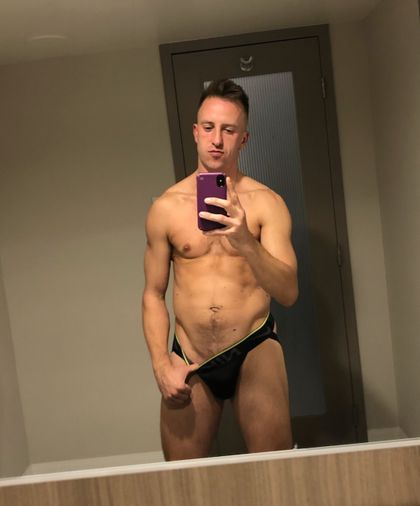 yanhuge OnlyFans picture
