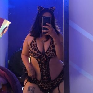 Images of Best En Tu Cama OnlyFans Accounts paid, sorted by likes ...