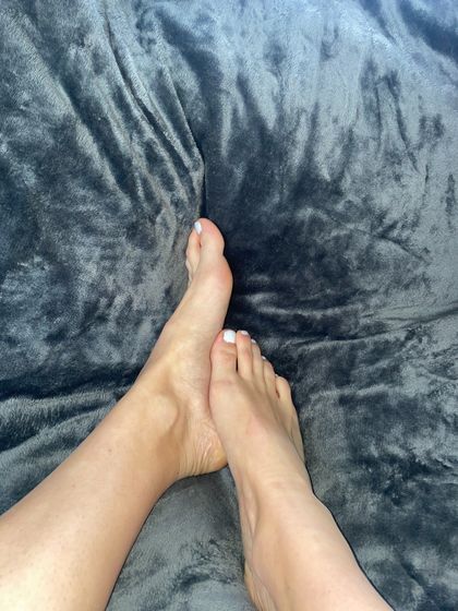 myfeetforyou.bylara OnlyFans picture