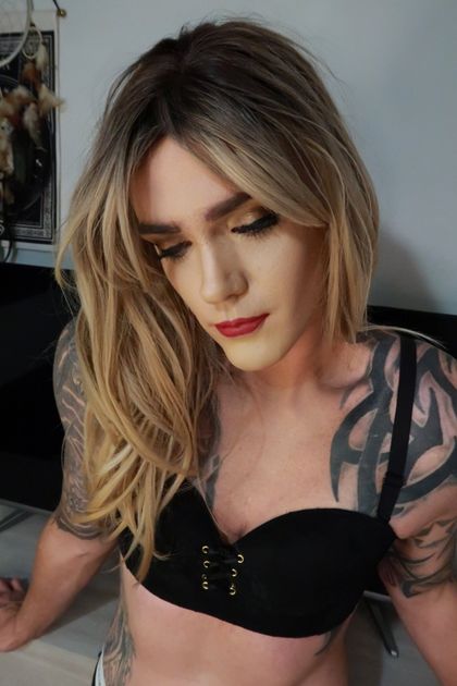badgurlyuna OnlyFans picture
