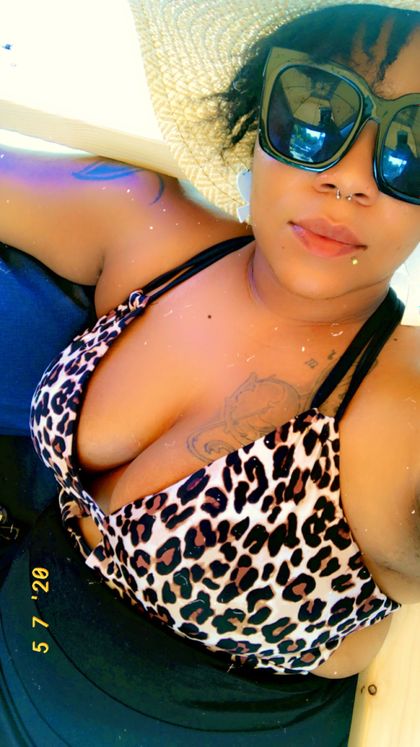 thicknsweetsnackkx OnlyFans picture
