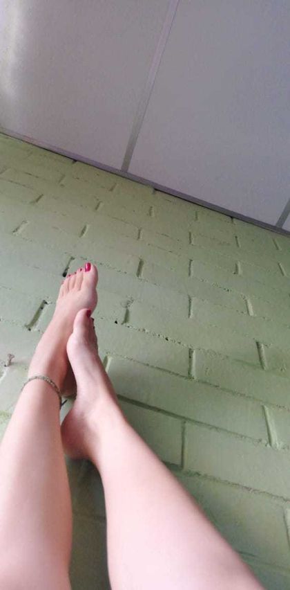 amoree_feeet OnlyFans picture