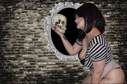 raven_mortis_modeling OnlyFans picture