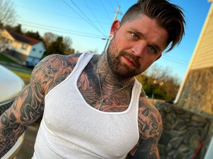 Best Jessie James OnlyFans Accounts | FansMetrics.com