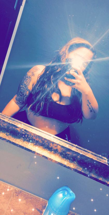 onethickmrs OnlyFans picture