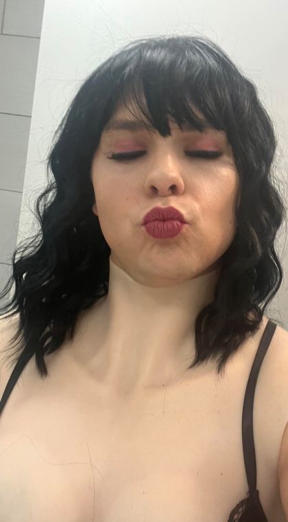 urfavoritesissy69 OnlyFans picture