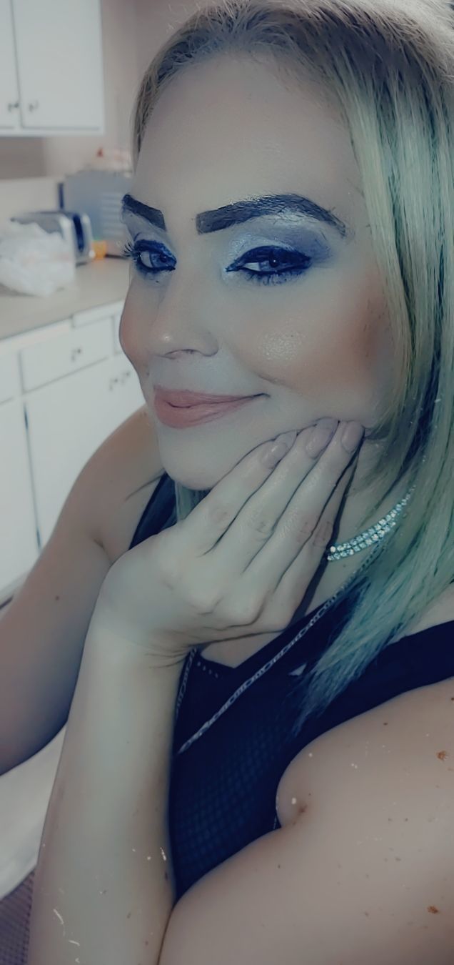 nievedinero84 OnlyFans profile picture