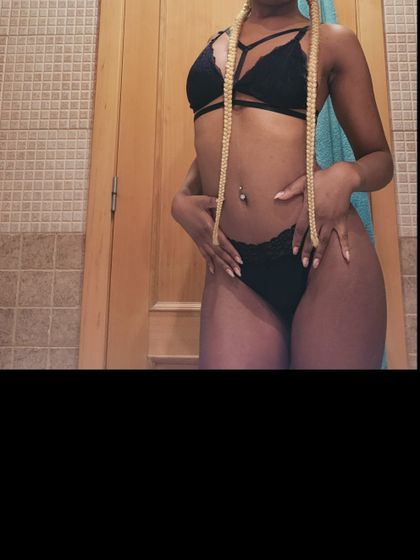 aprilfire OnlyFans picture