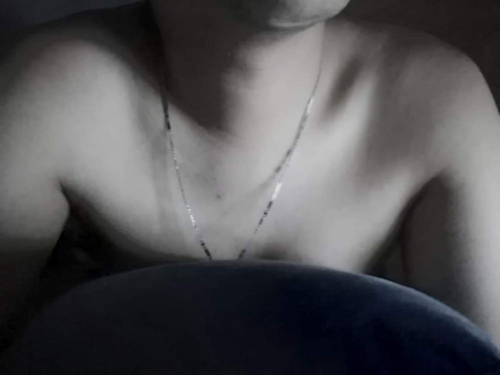 bisexualboy13 OnlyFans profile picture