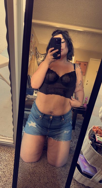 scarlet_angel69 OnlyFans picture