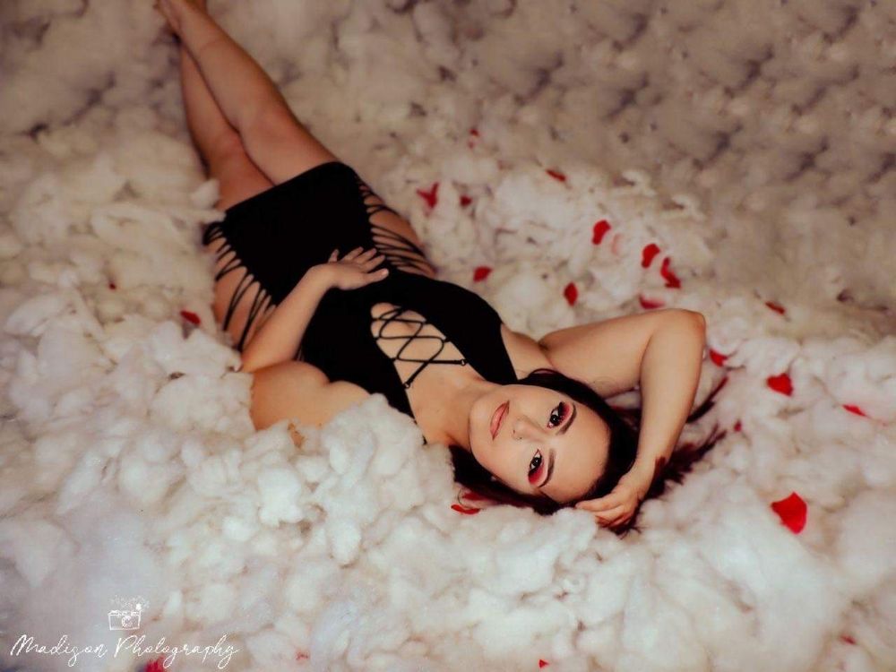 snowbunnybouidor OnlyFans profile picture