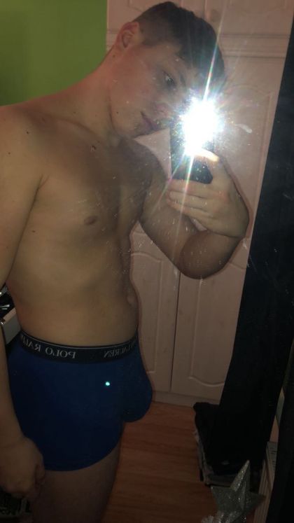 b4byb0yblu3 OnlyFans picture