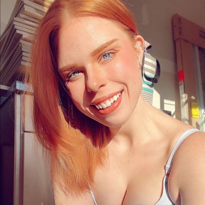 bluebelleyes OnlyFans picture