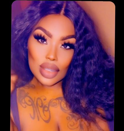 nikkibuiltmore OnlyFans picture