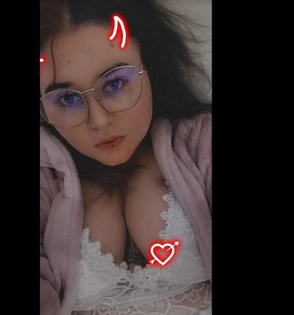 littlemisscurvyswitch OnlyFans picture