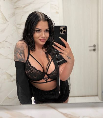 sweetieenina OnlyFans picture