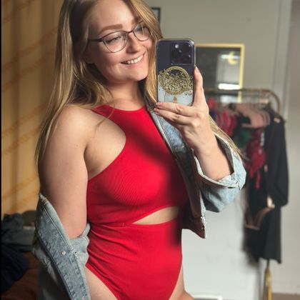 blondesugar5 OnlyFans picture
