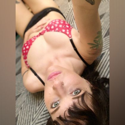 barefoot.bimbo OnlyFans picture