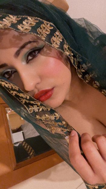 sonyakhanuncensored OnlyFans profile picture
