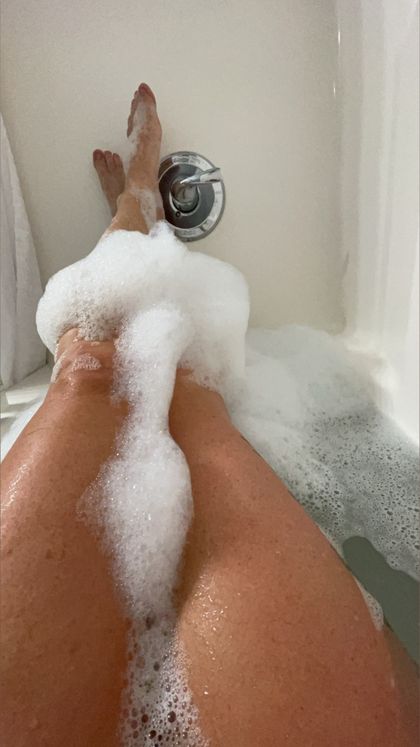u100192977 OnlyFans picture