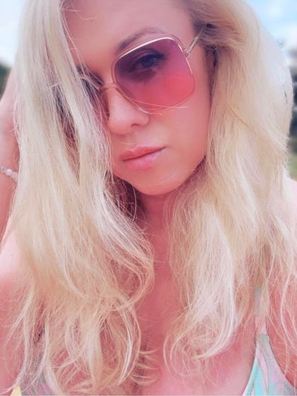 vikilife OnlyFans picture