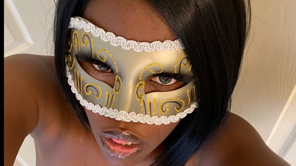 layla_secrets OnlyFans profile picture