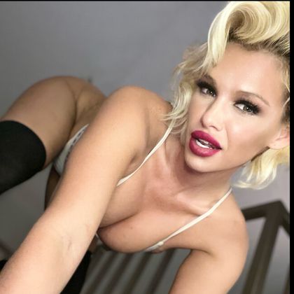 charliphoenix OnlyFans picture