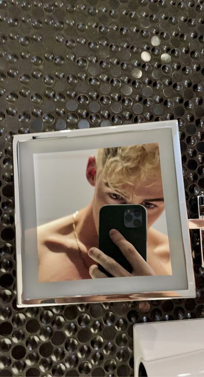 petitwunk OnlyFans picture