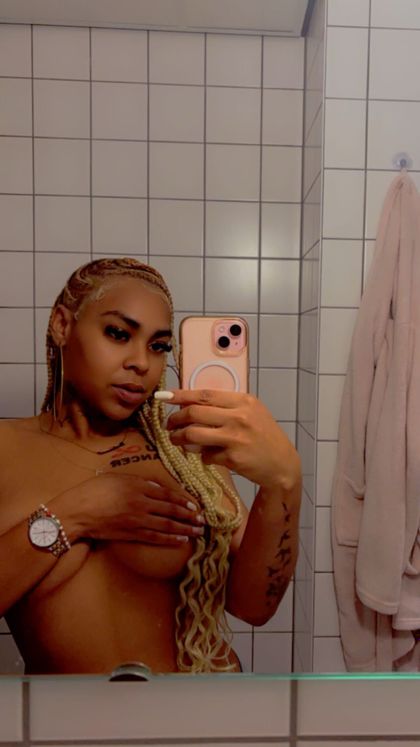 mamszvos OnlyFans picture