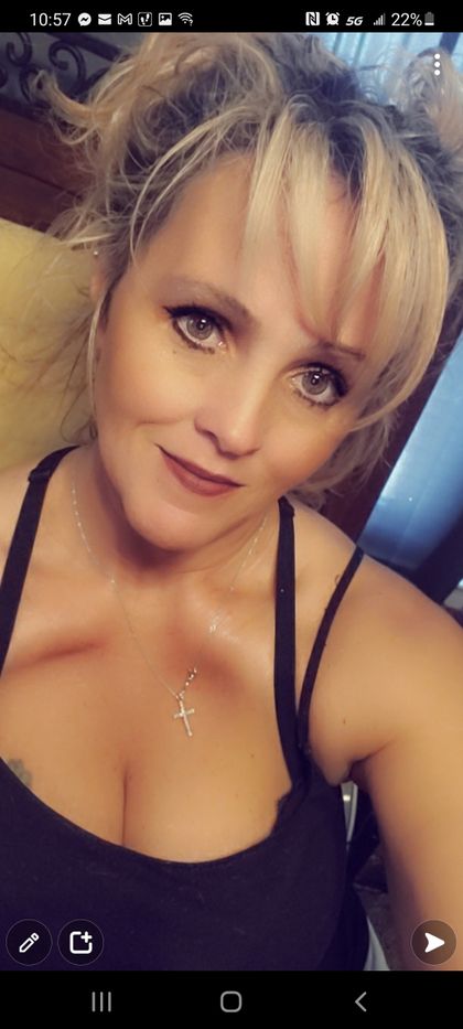 kallie2sweet4u OnlyFans picture