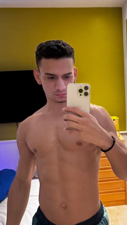 kelvinespinoza OnlyFans picture