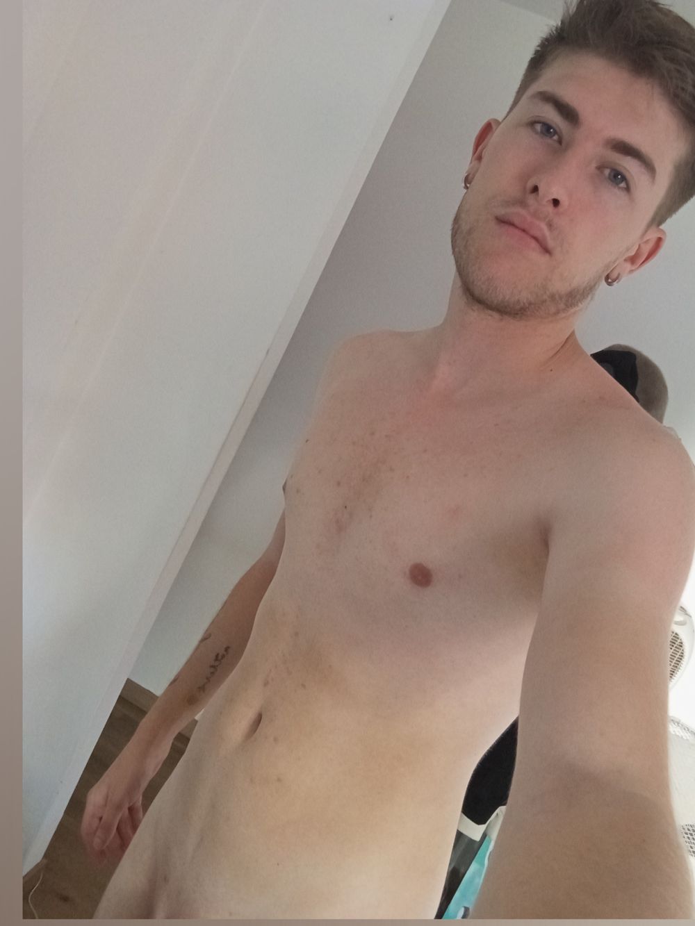 dorianvelli OnlyFans profile picture