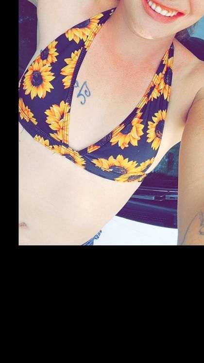 megshotsnaps OnlyFans picture
