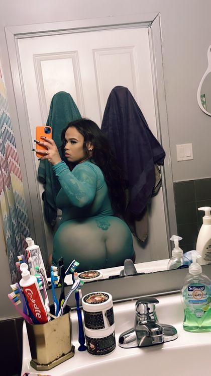 foreignla OnlyFans picture