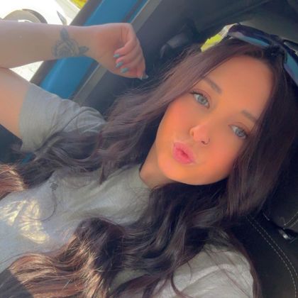 ur_girl_laurrrr OnlyFans picture