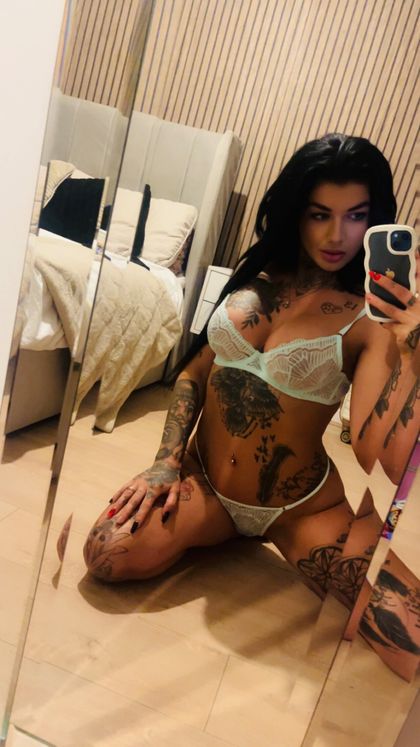 prettylittlething9191 OnlyFans picture