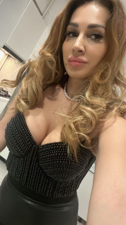 aariana4u_free OnlyFans picture