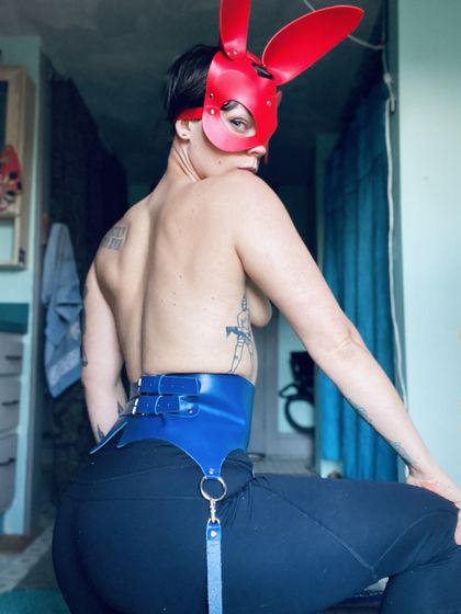 thetaranova OnlyFans picture