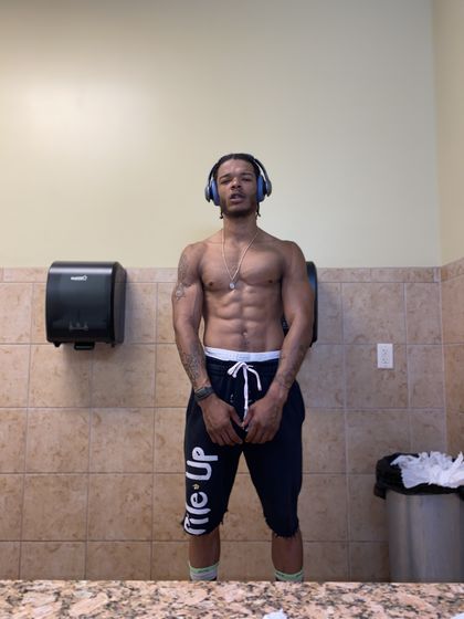 workoutwithwavy OnlyFans picture