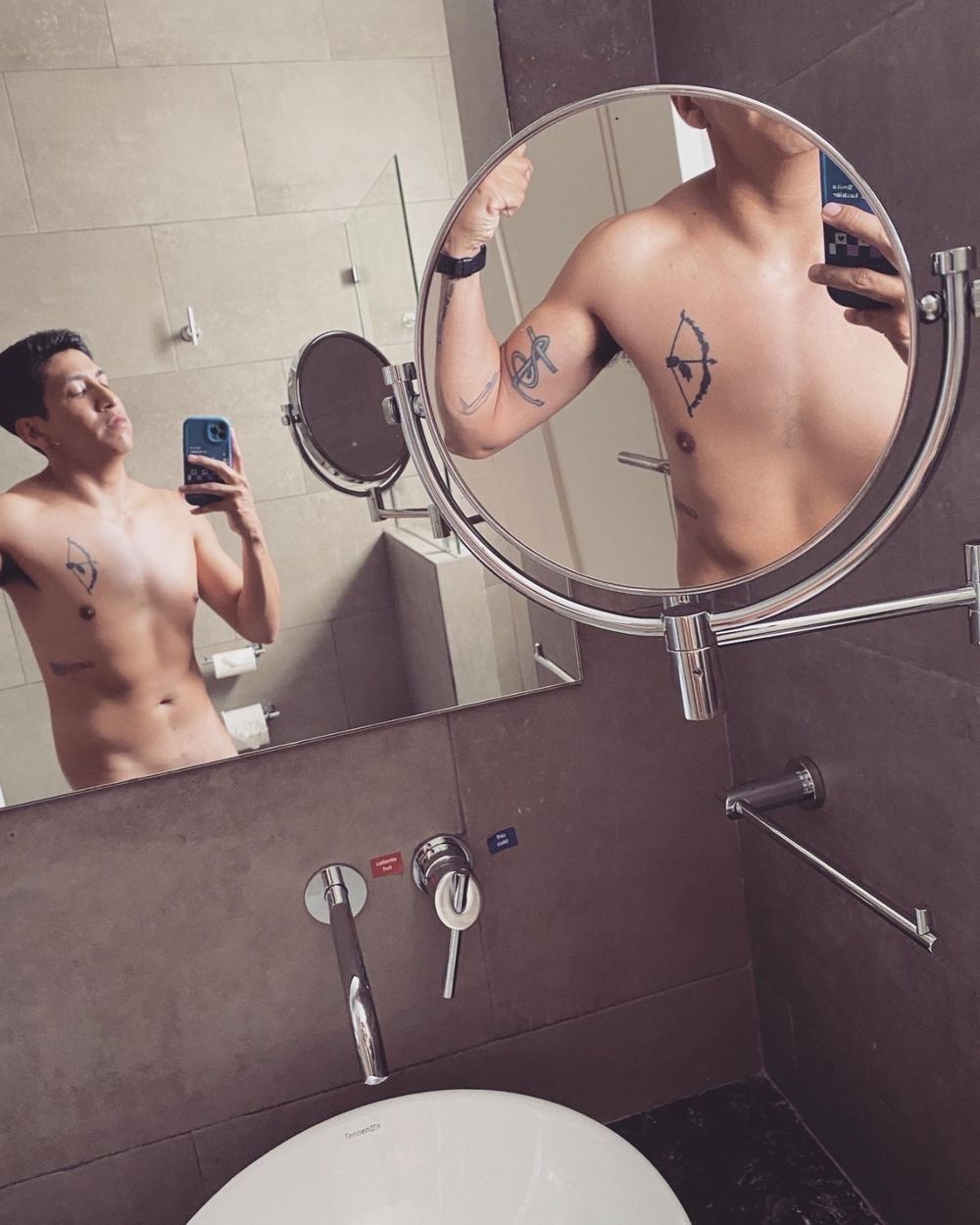 adonaisaan OnlyFans profile picture