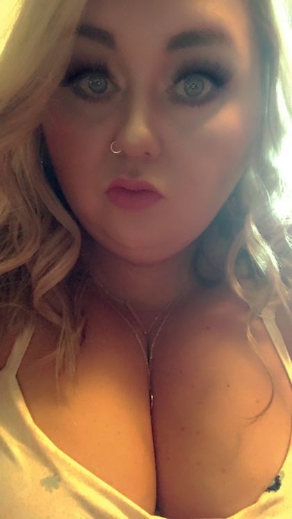 maebreestar OnlyFans picture